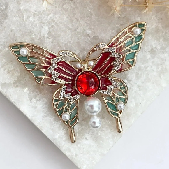 Vintage Jewelry - XL Jelly Belly Vintage Rhinestone & Faux Pearl Gold Toned Butterfly Brooch